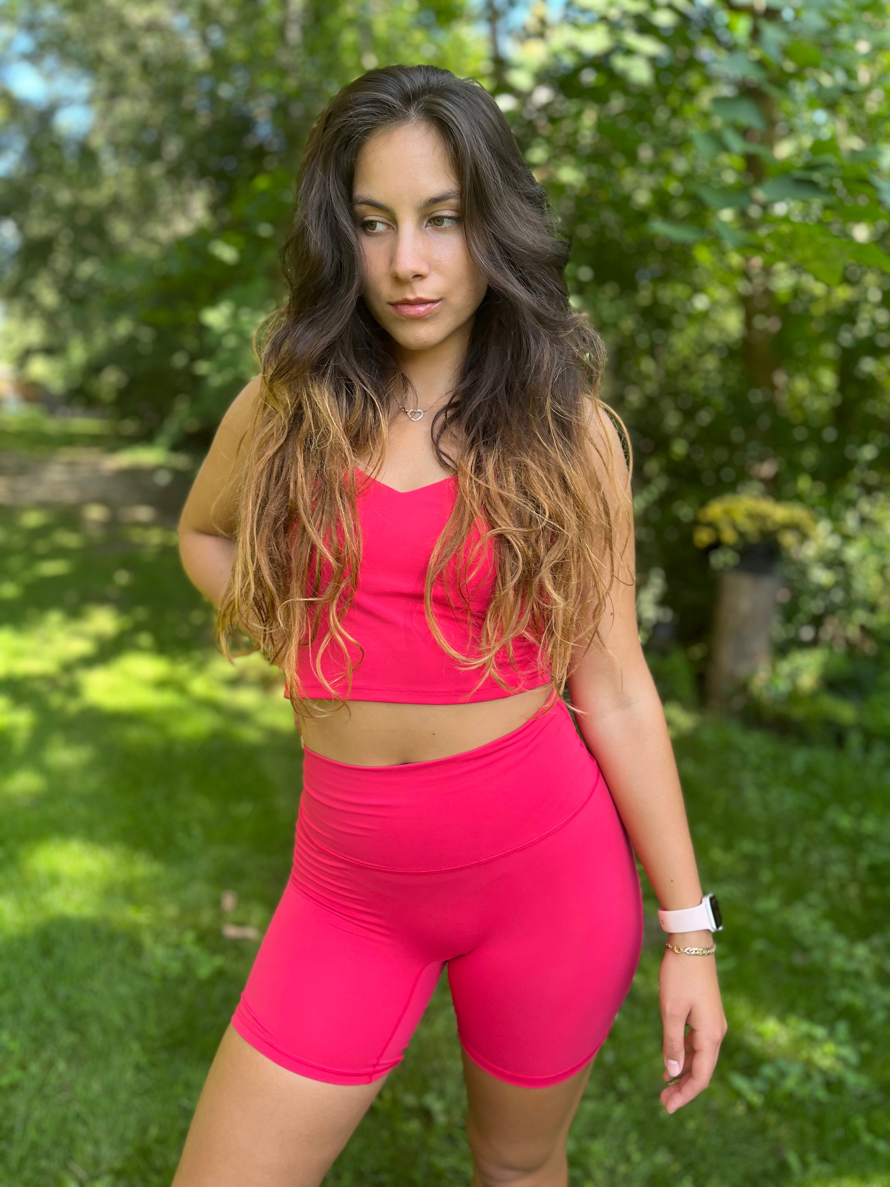 Dynamic Crop Top - Barbie Pink