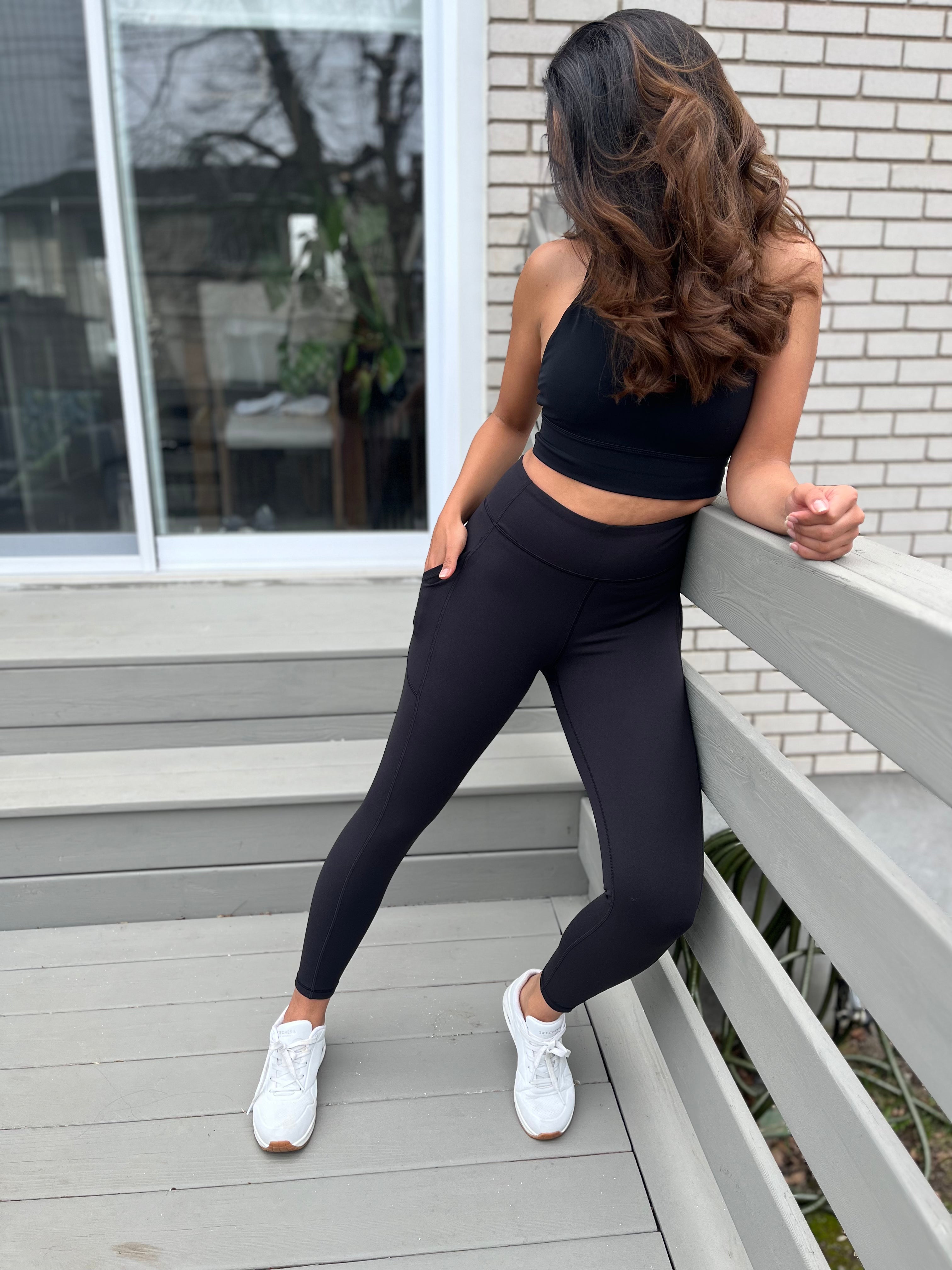 Inspire Crossover Scrunch Leggings with Pockets – Empwr Active