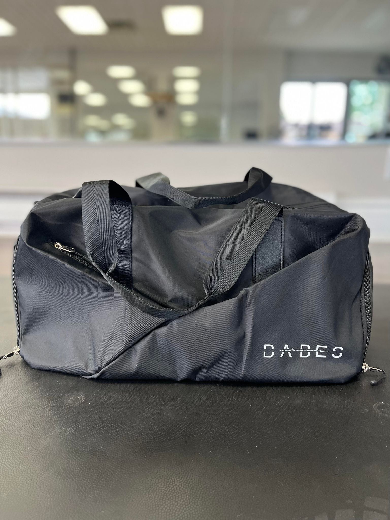 The Essential Duffle Bag - Black